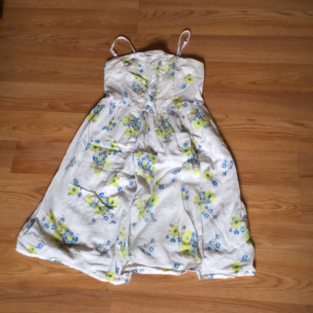 Old Navy floral dress